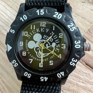 Disney Parks Wrist Watch Mickey Mouse black Sport Watch NEW BATTERY
